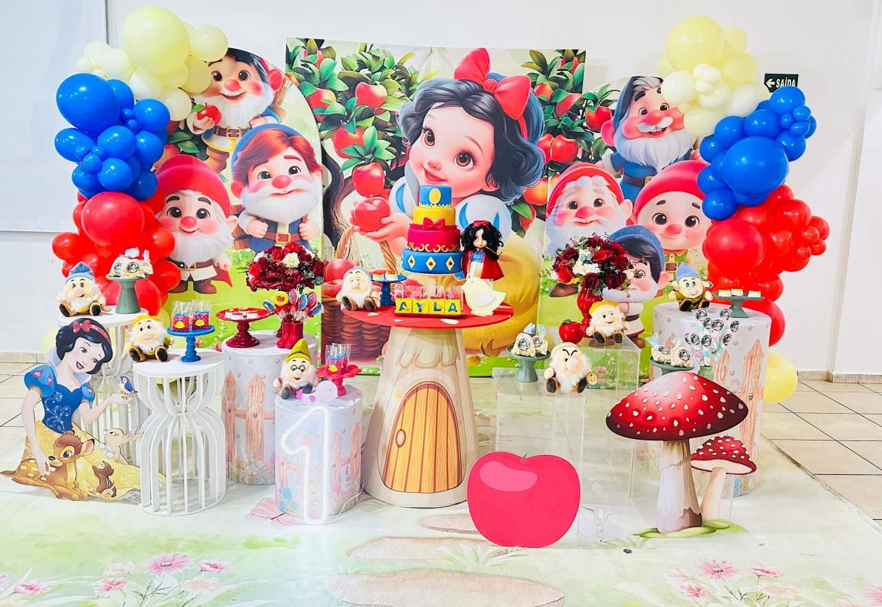 Branca de Neve Cute  - Princesa Eventos 