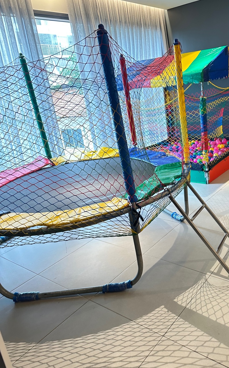 Cama Elástica 2X2  - Princesa Eventos 