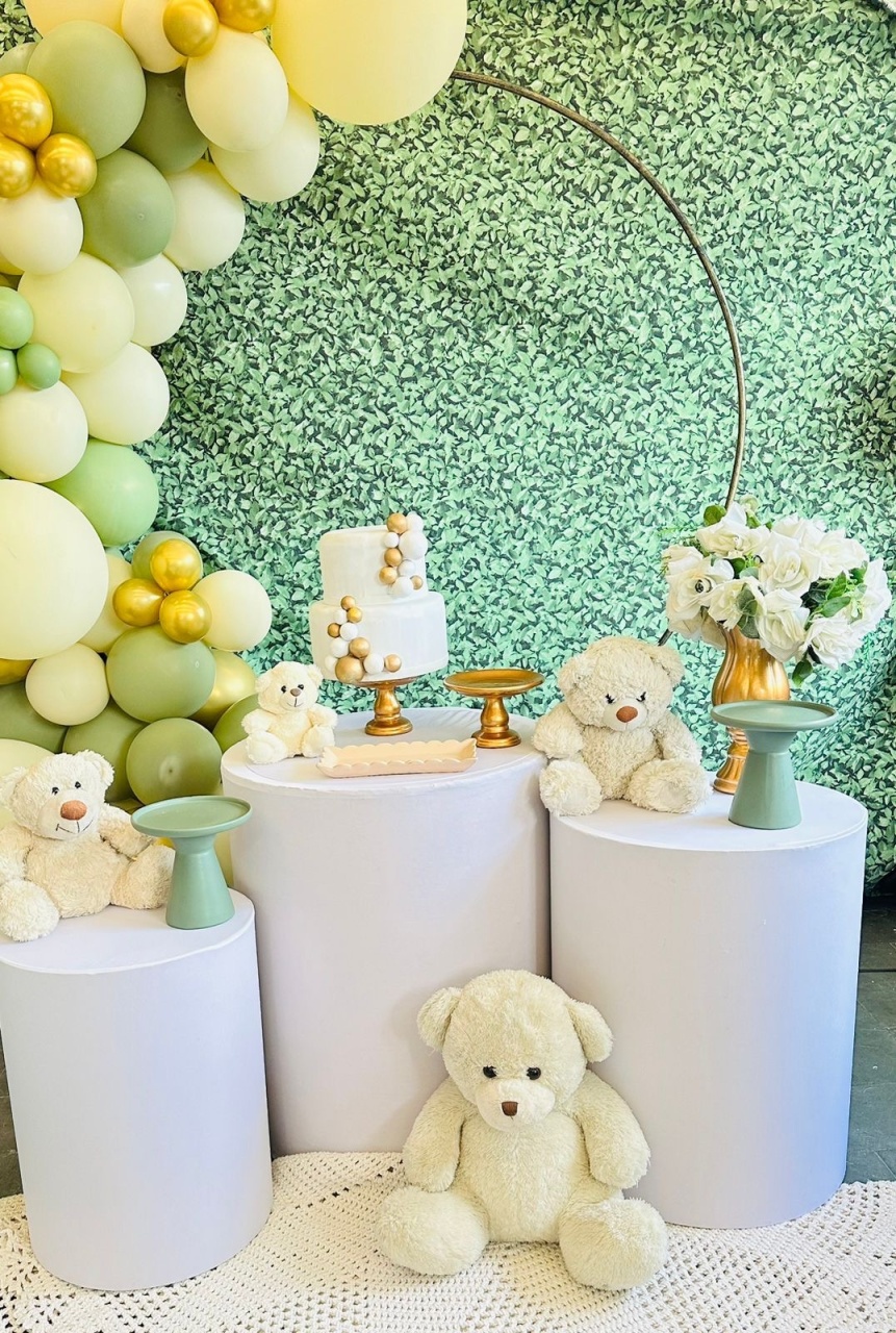 Pegue E Monte: Chá de Bebê Verde Oliva/Bege  - Princesa Eventos 