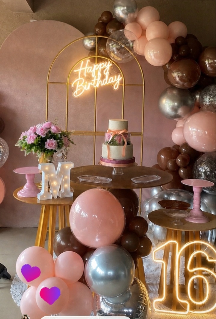 Decoração Rosa  - Lelefestaschapecó