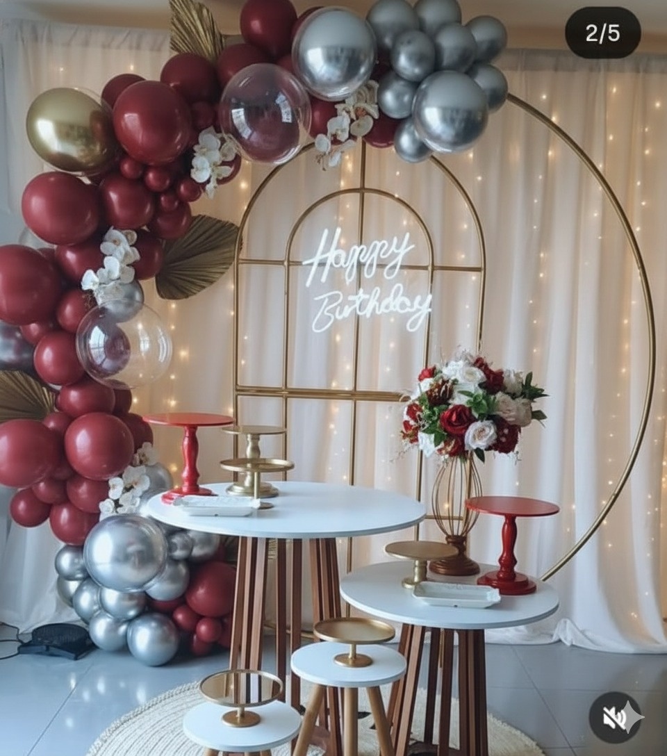 Decoração Adulto Branco Com Vermelho  - Lelefestaschapecó