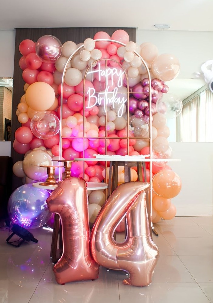 Decoração 14 /15 Anos - Balões  - Lelefestaschapecó