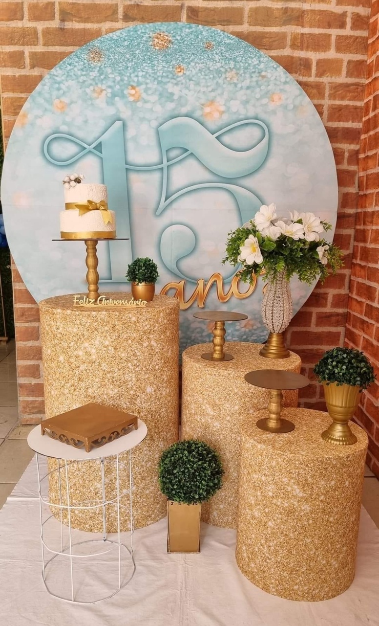 15 Anos Tiffany - Ouro - Tchumfestasdecoracoes