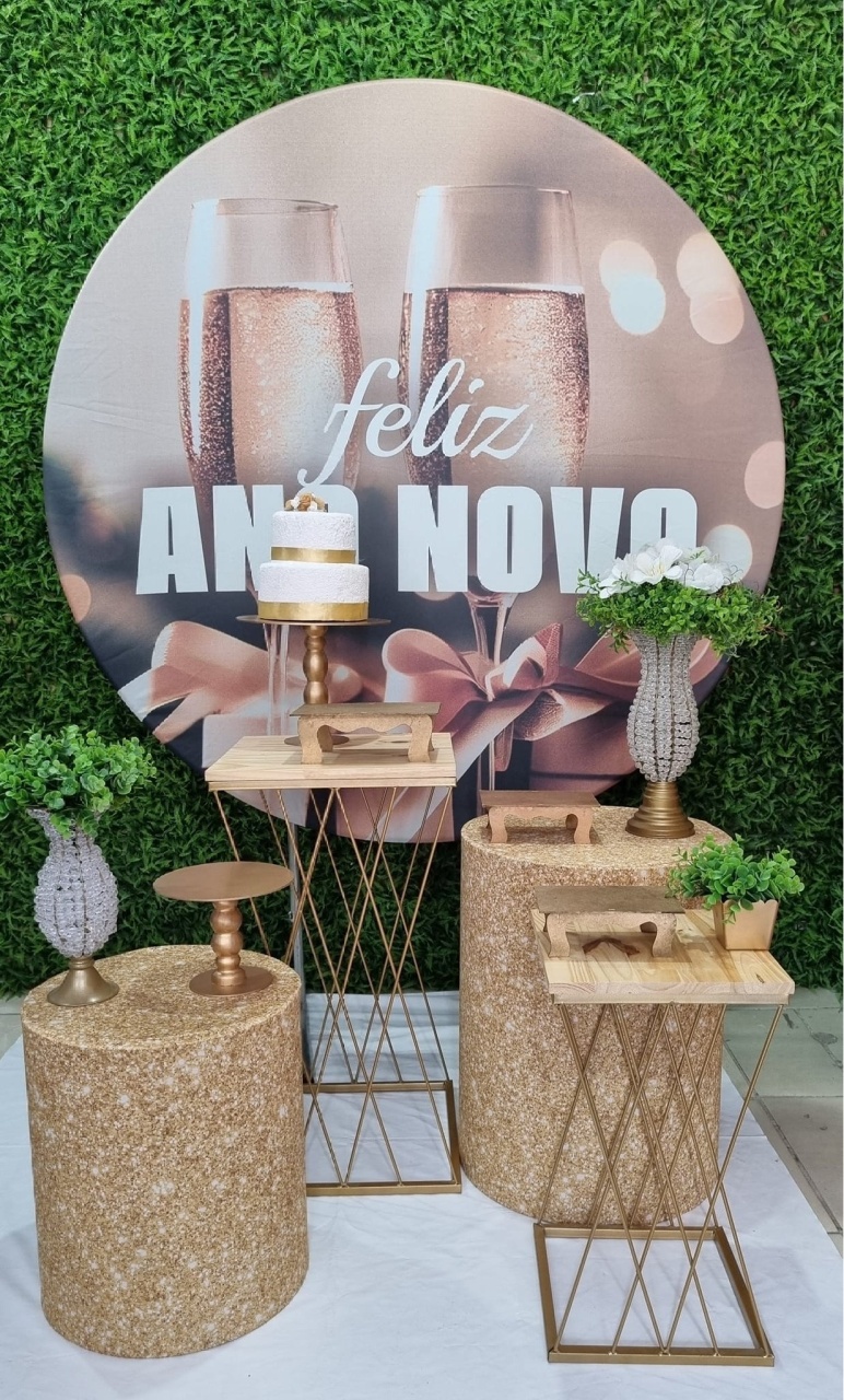 Gratidão Verde E Dourado - Composição - Tchumfestasdecoracoes