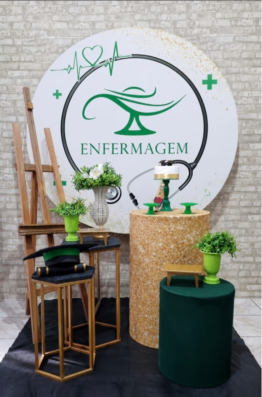 Enfermagem + Cavalete - Tchumfestasdecoracoes
