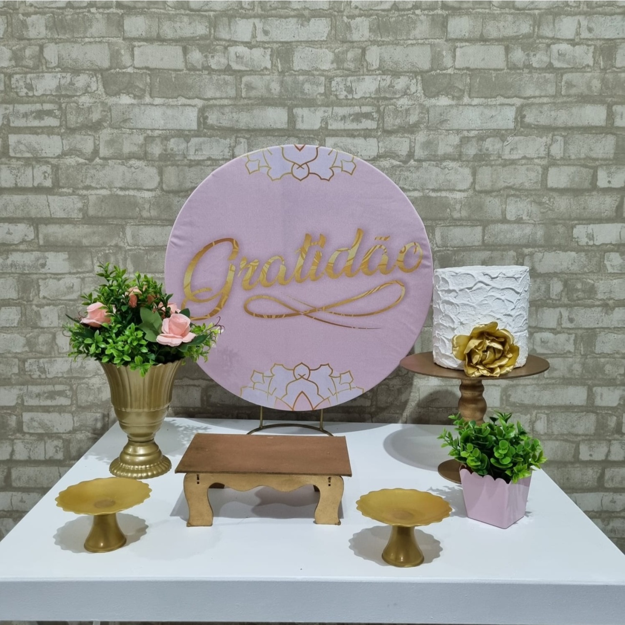 Gratidão Rosa E Dourado - Festa Na Mesa - Tchumfestasdecoracoes