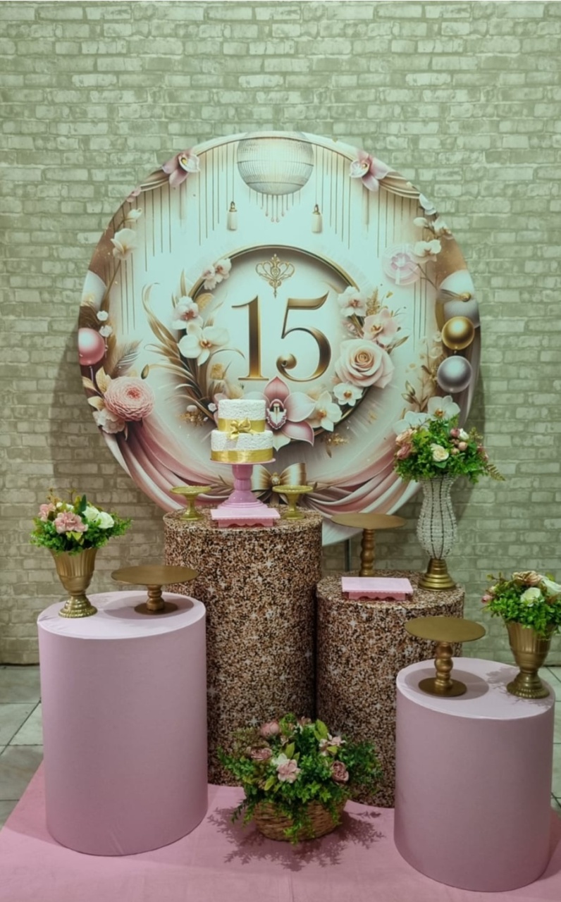 15 Anos Rosa - Tchumfestasdecoracoes