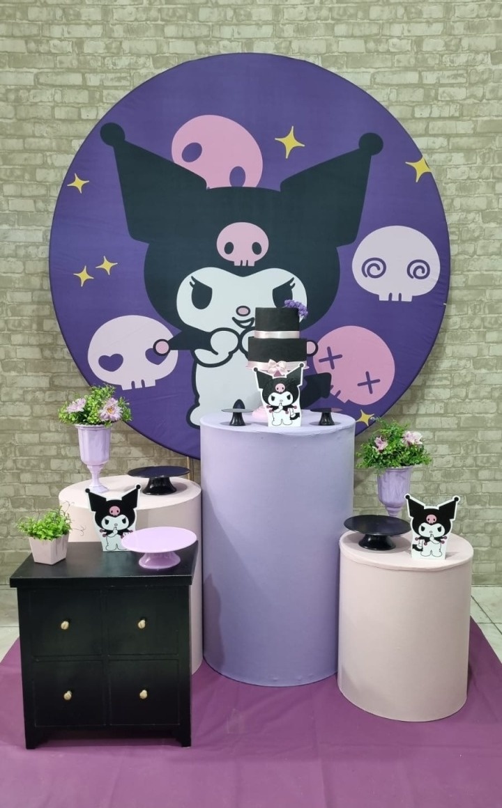 Kuromi  - Ouro - Tchumfestasdecoracoes
