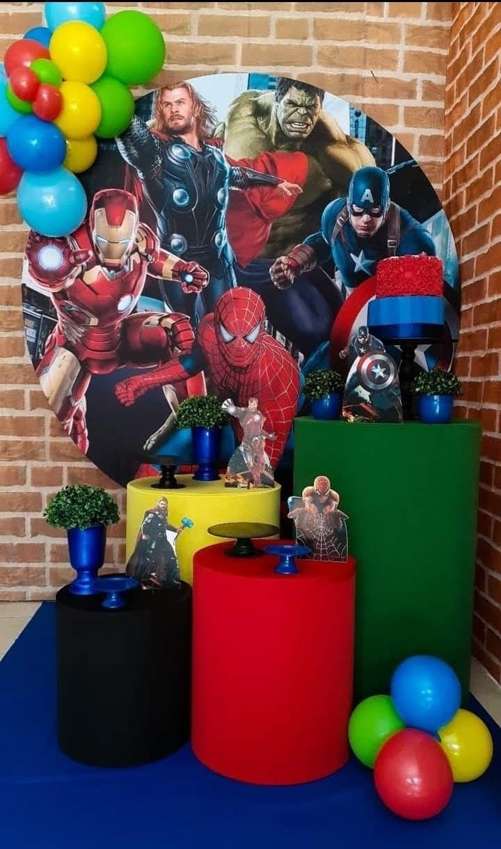 Vingadores - Ouro - Tchumfestasdecoracoes