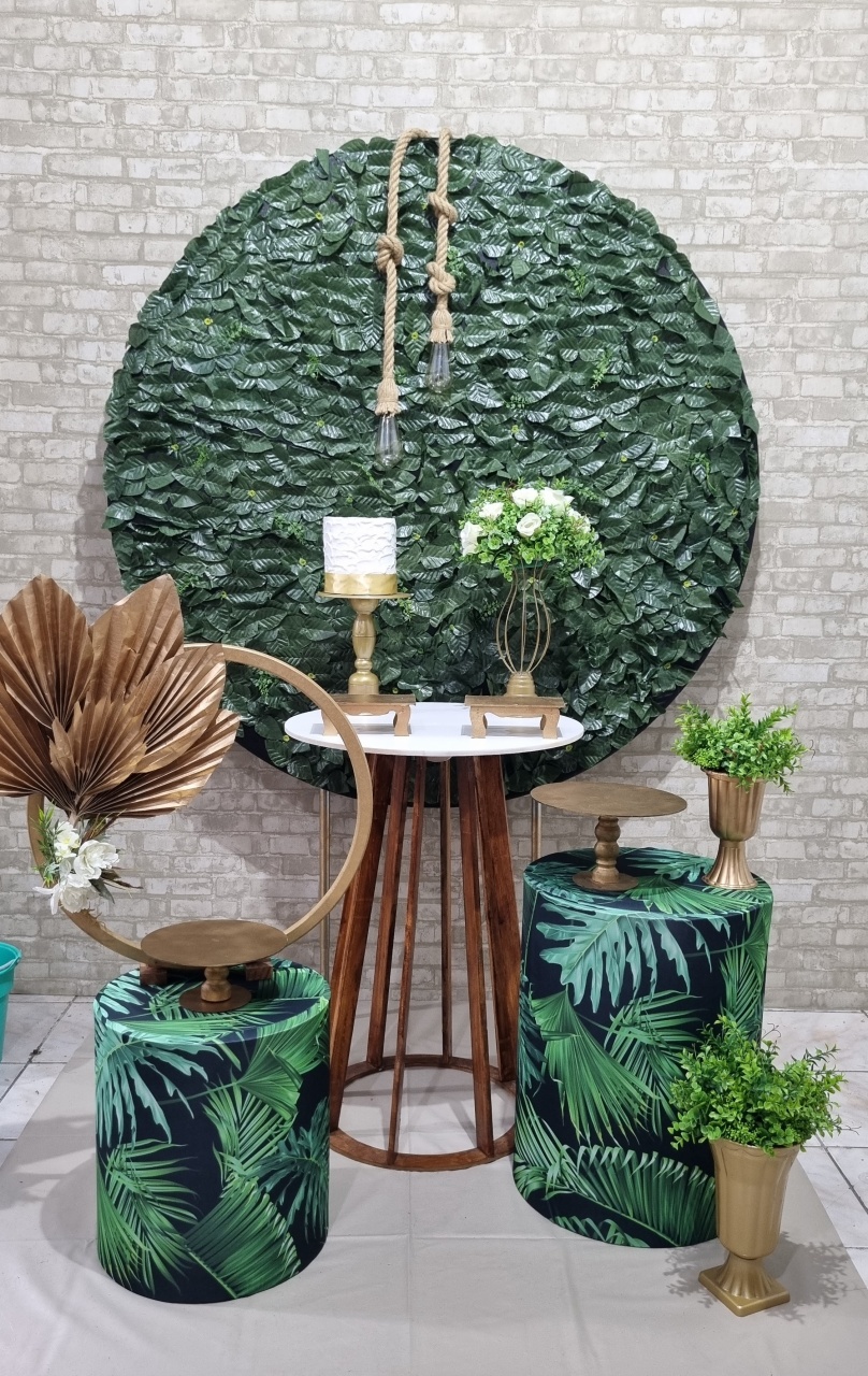 Muro Ingles Redondo Com Mini Painel - Tchumfestasdecoracoes
