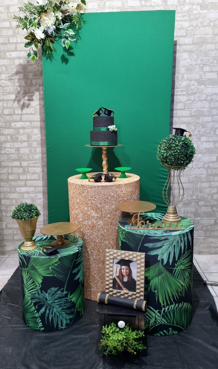 Formatura Verde  - Ouro  - Tchumfestasdecoracoes