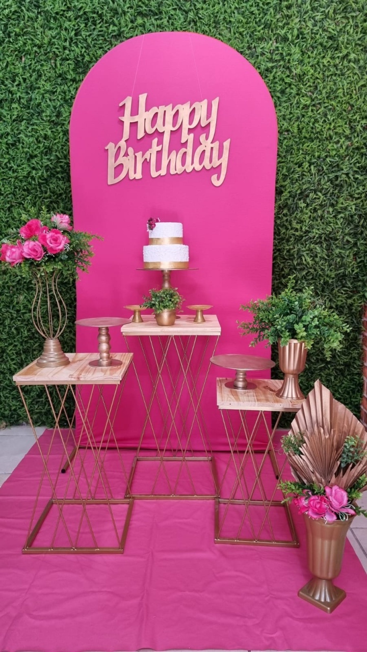 Happy Birthday Rosa Pink - Composição - Tchumfestasdecoracoes