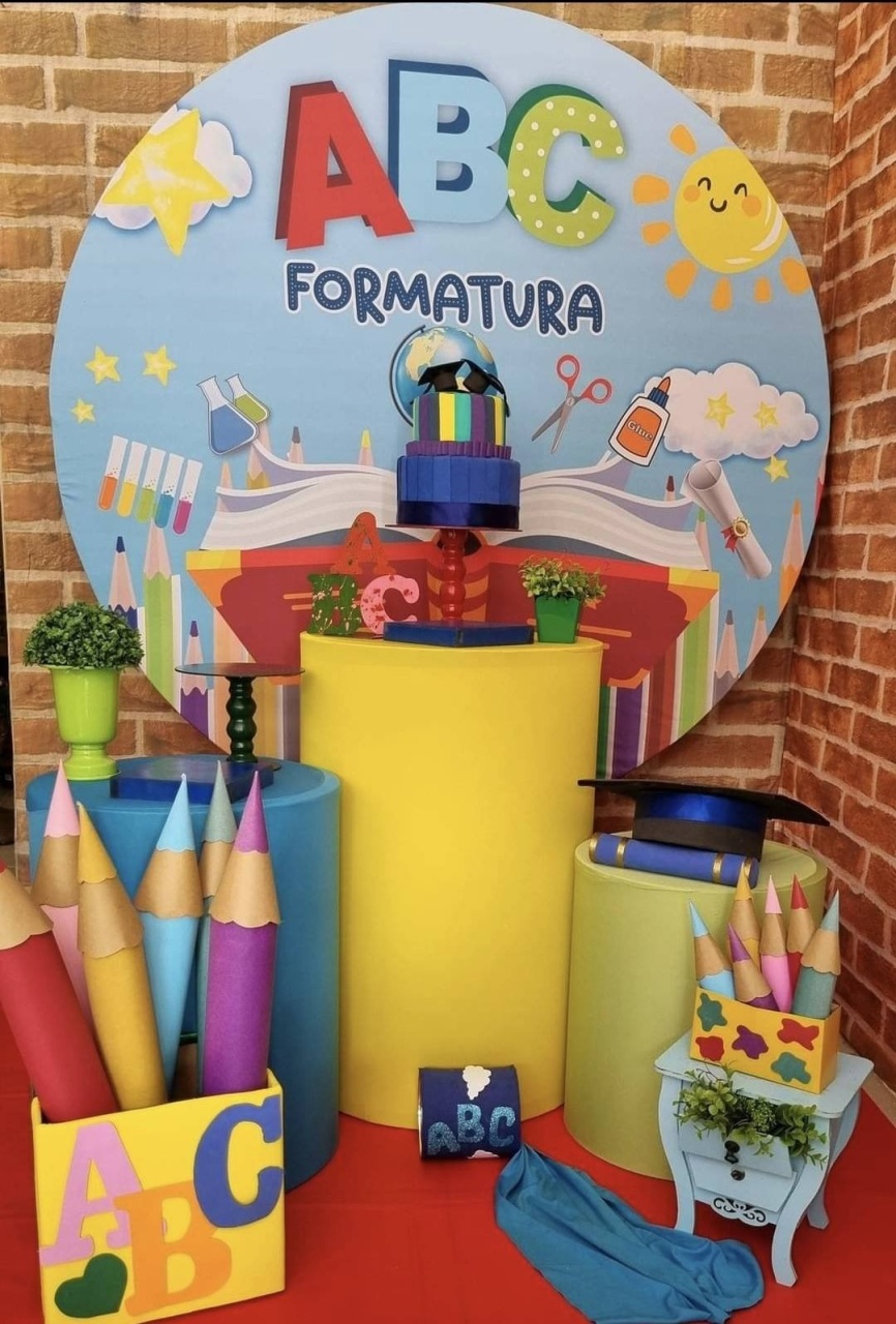 Formatura Intantil Ii - Ouro  - Tchumfestasdecoracoes