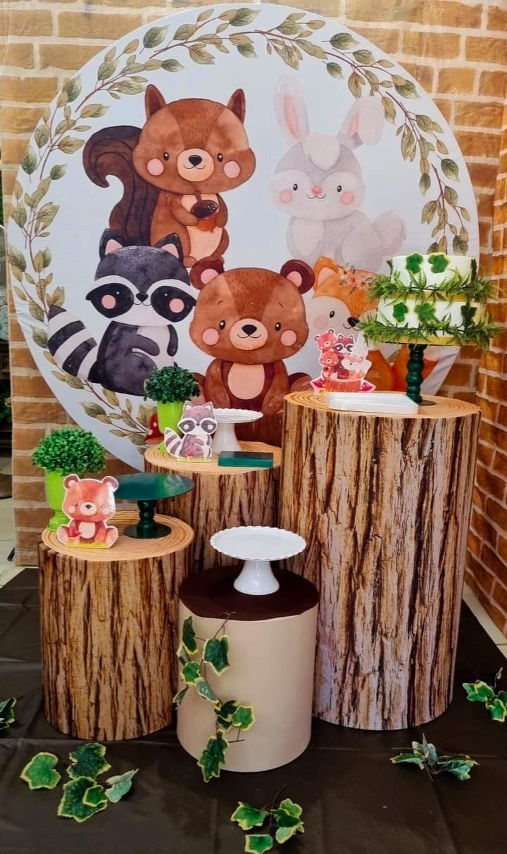 Bosque Encantado - Ouro - Tchumfestasdecoracoes