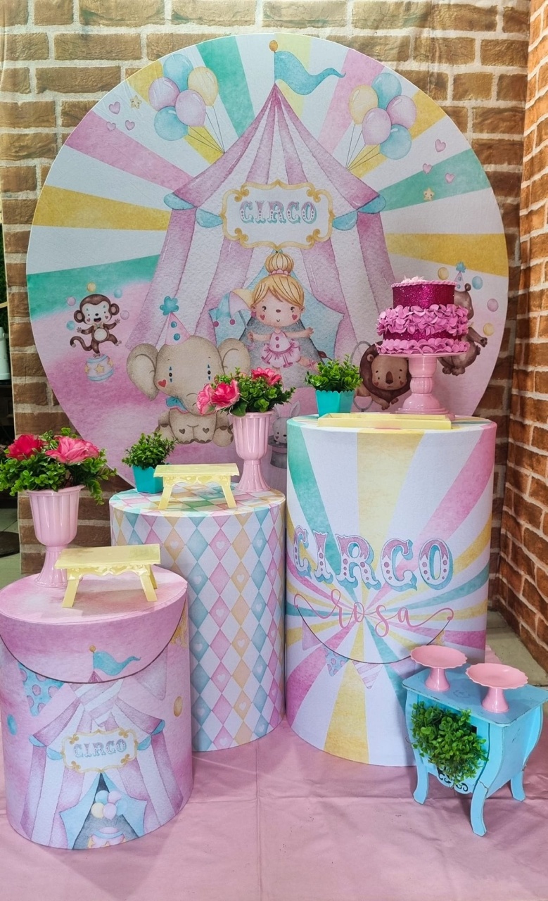 Circo Rosa - Ouro - Tchumfestasdecoracoes