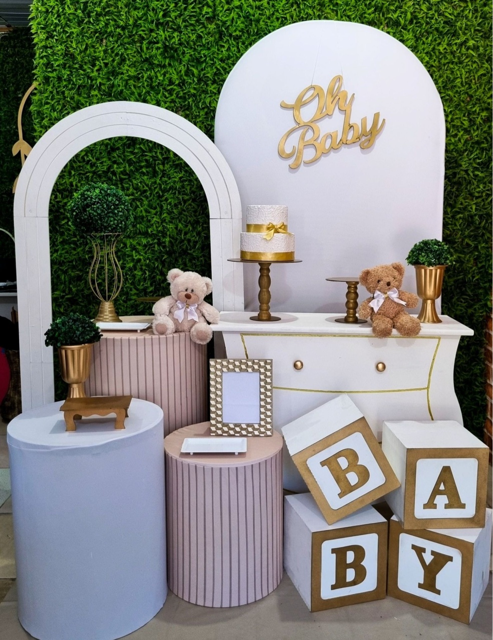Oh Baby Bege E Branco - Composição - Tchumfestasdecoracoes
