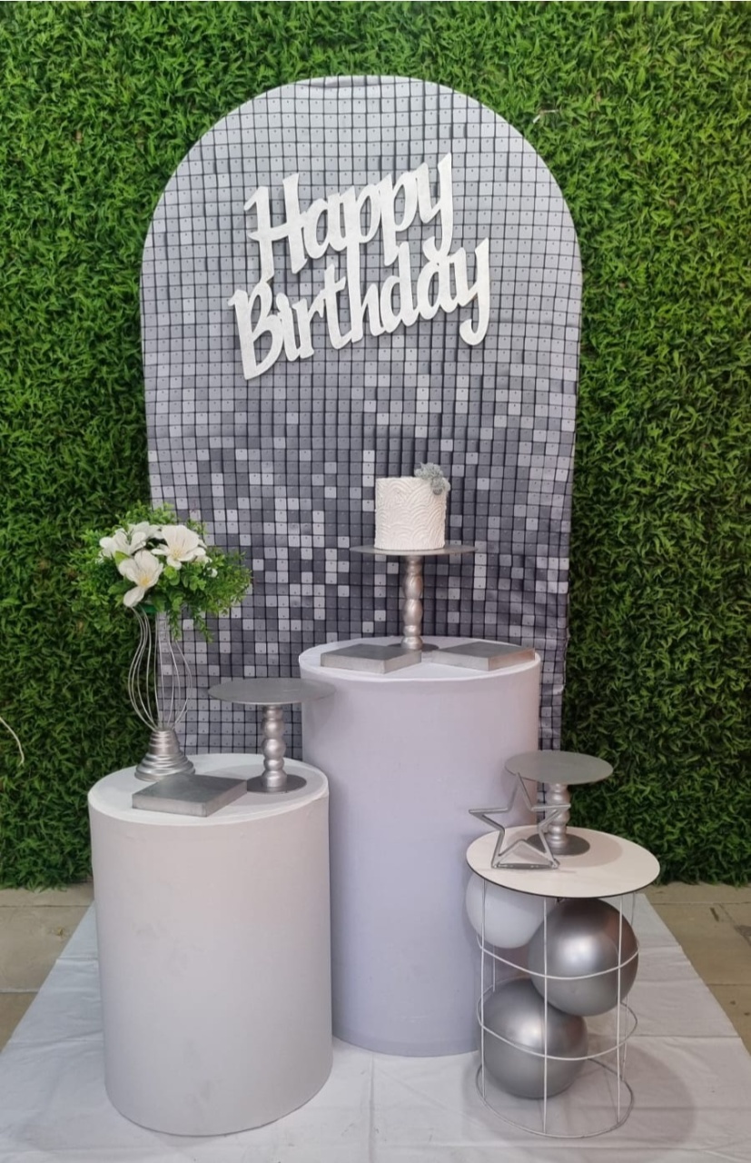 Happy Birthday Branco E Prata - Tchumfestasdecoracoes