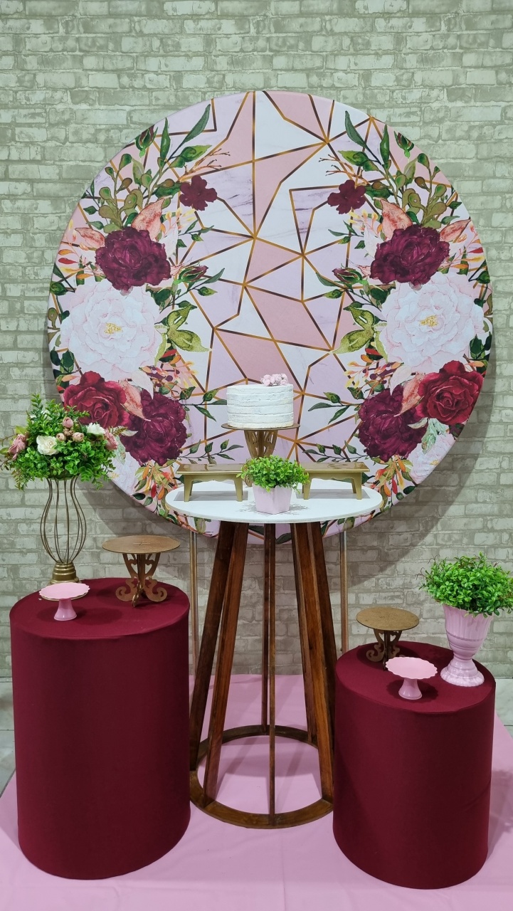 Marsala Composição - Mesa Cone  - Tchumfestasdecoracoes