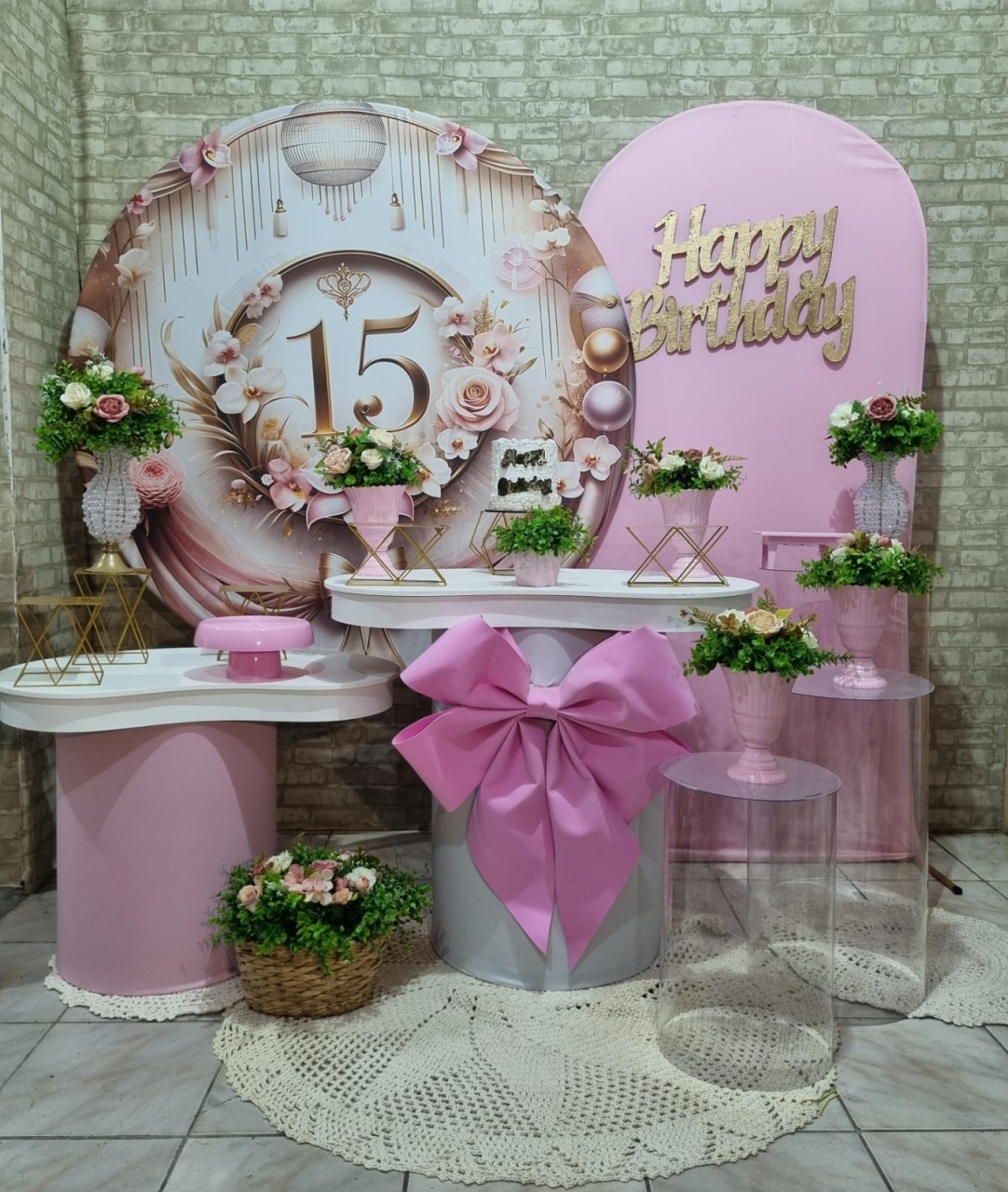 15 Anos - Rosa Acrílico - Tchumfestasdecoracoes