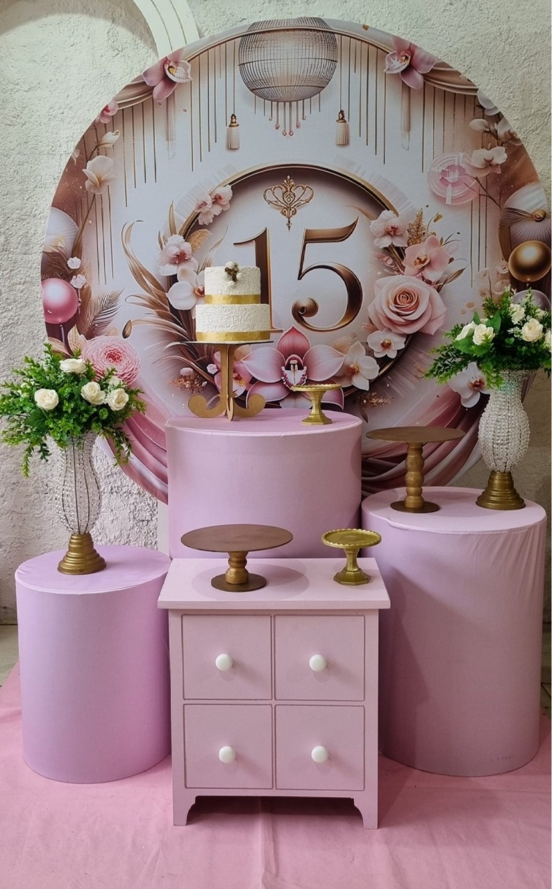 15 Anos Rosa  - Ouro - Tchumfestasdecoracoes