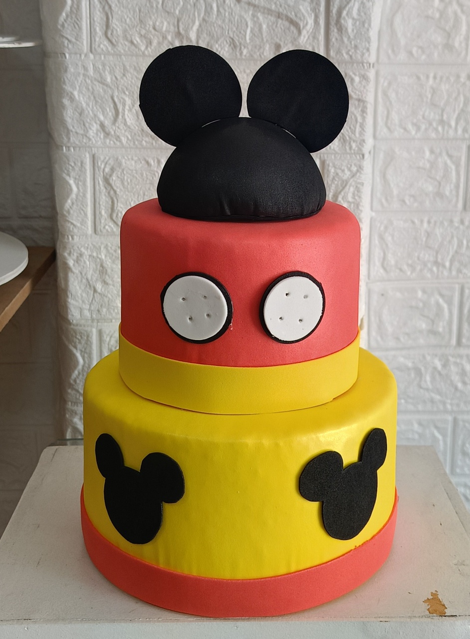 Bolo Fake Mickey  - Mandy Decor Festas