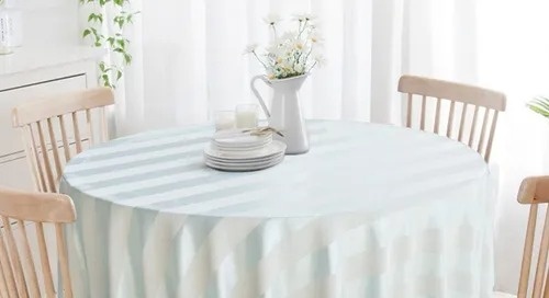 Toalha Redonda Jacquard Branco Listrado - Balloon Party Eventos