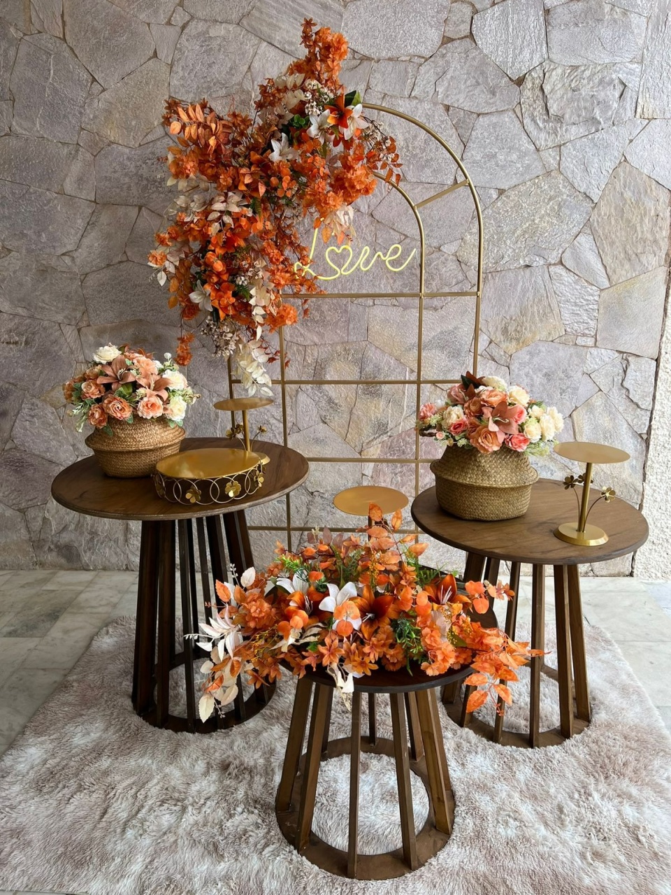 Janela Terrosas Com Mesas Ripadas Led Love - kitfestabh
