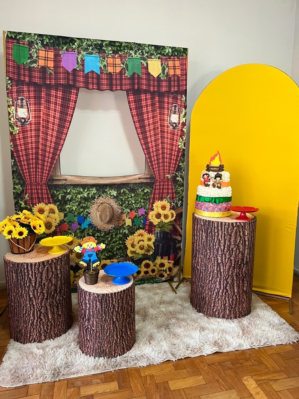 Festa Junina 10 - Barraca Beijo + Romano Amarelo - kitfestabh