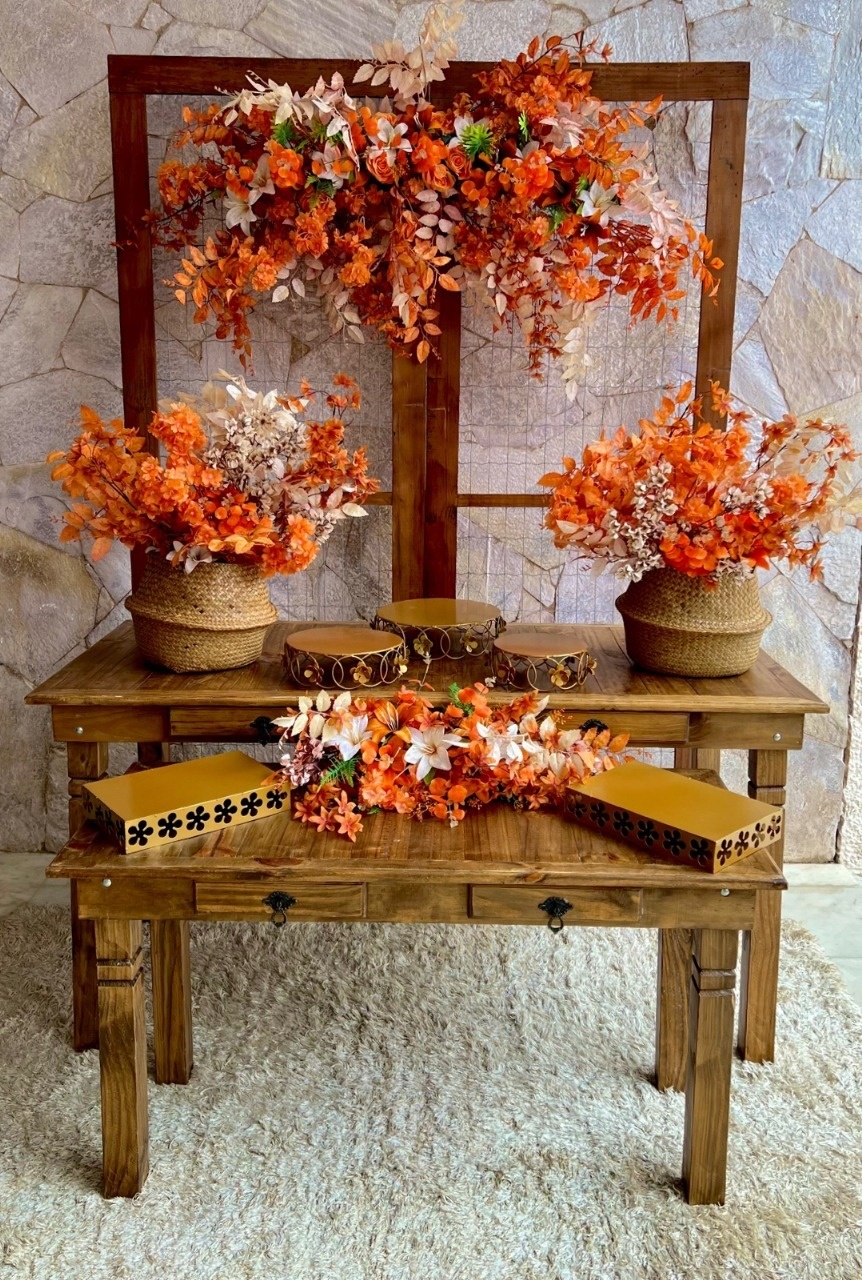 Arco de Flores Terrosas C Biombo Aramado (Rusticas Bdj Ret) - kitfestabh