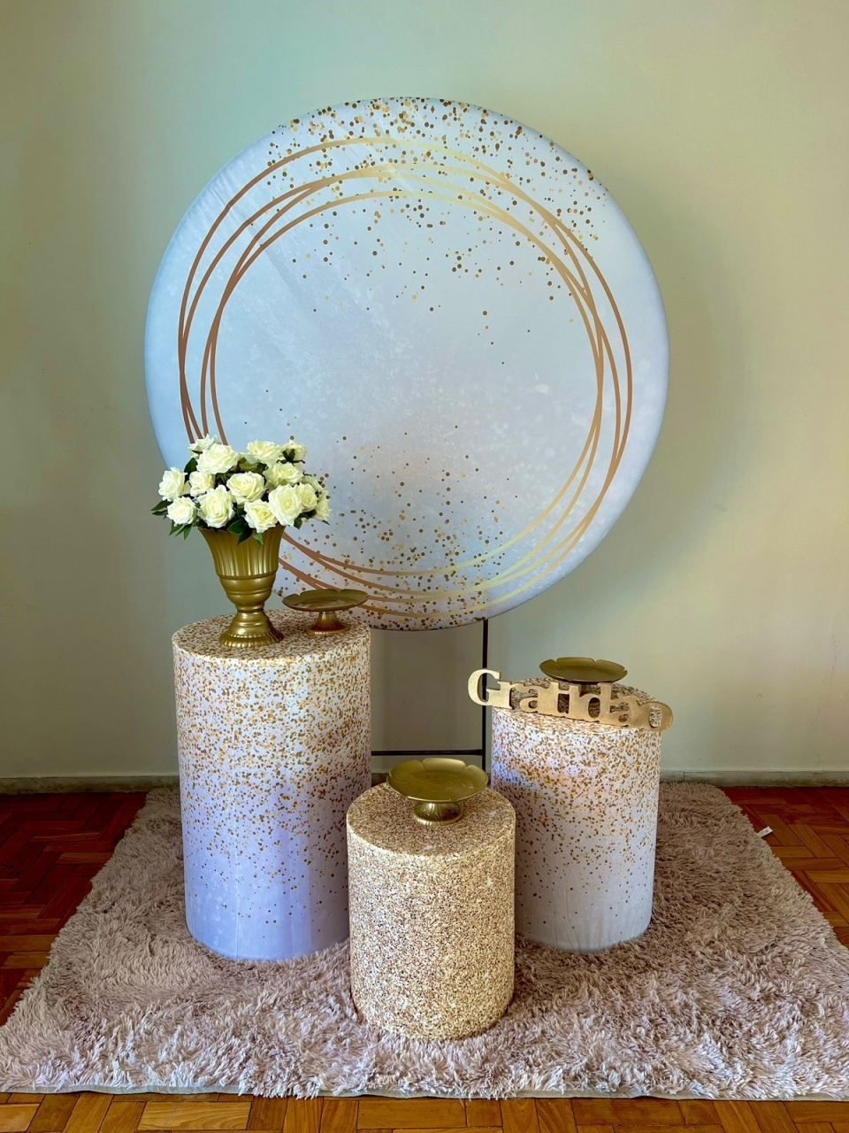 Branco Com Dourado Básico - kitfestabh