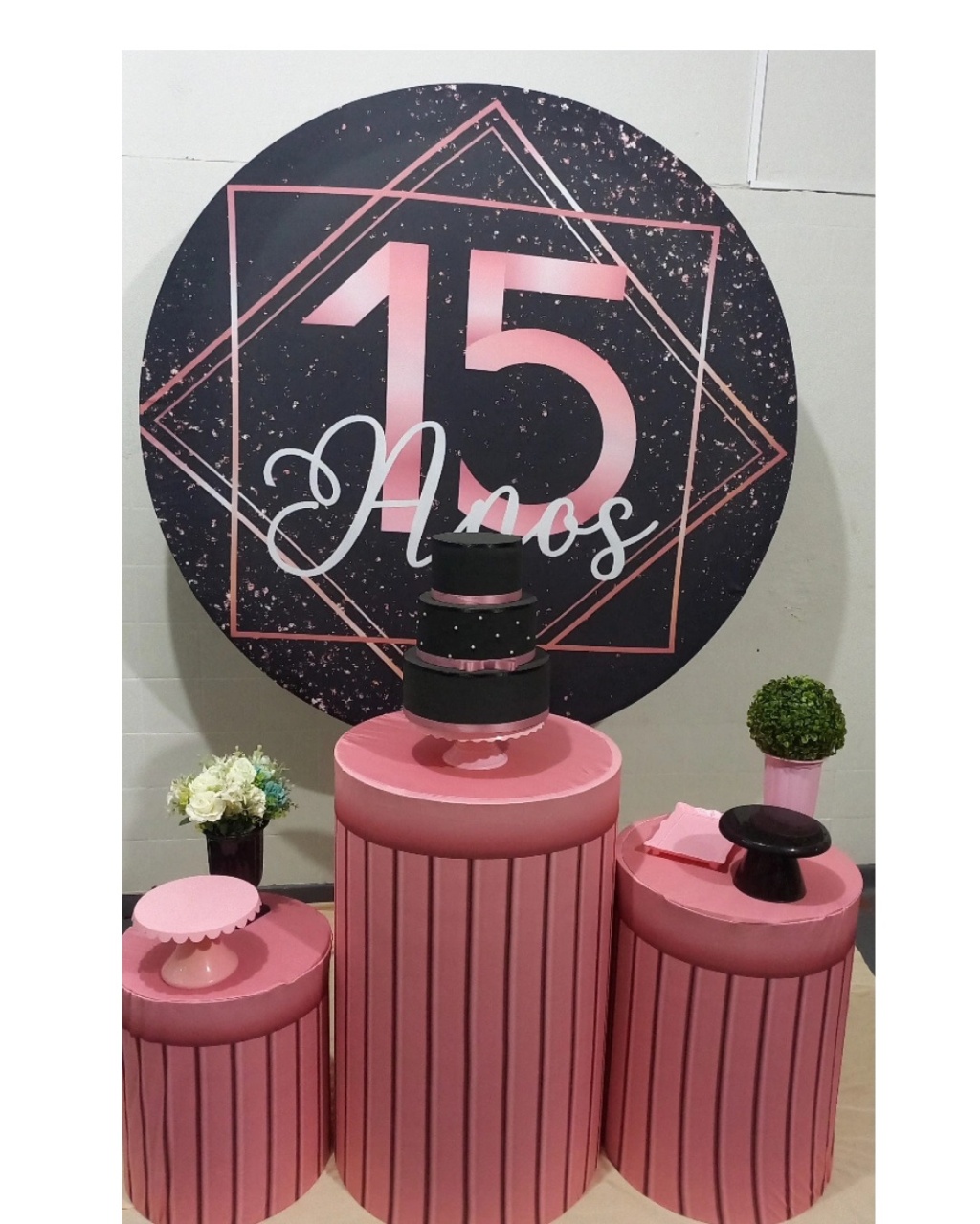 Kit 15 Anos Rosa E Preto - Dafê Pegue e Monte 