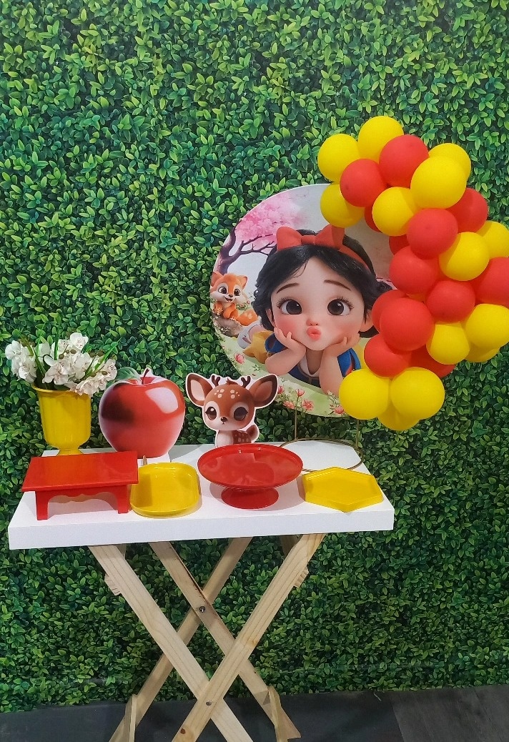 Kit Na Mesa Branca de Neve Cute Com Arco - Dafê Pegue e Monte 