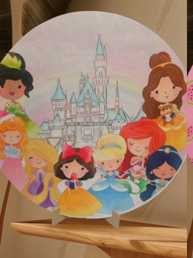 Capa Princesas Cute - Mini Festas