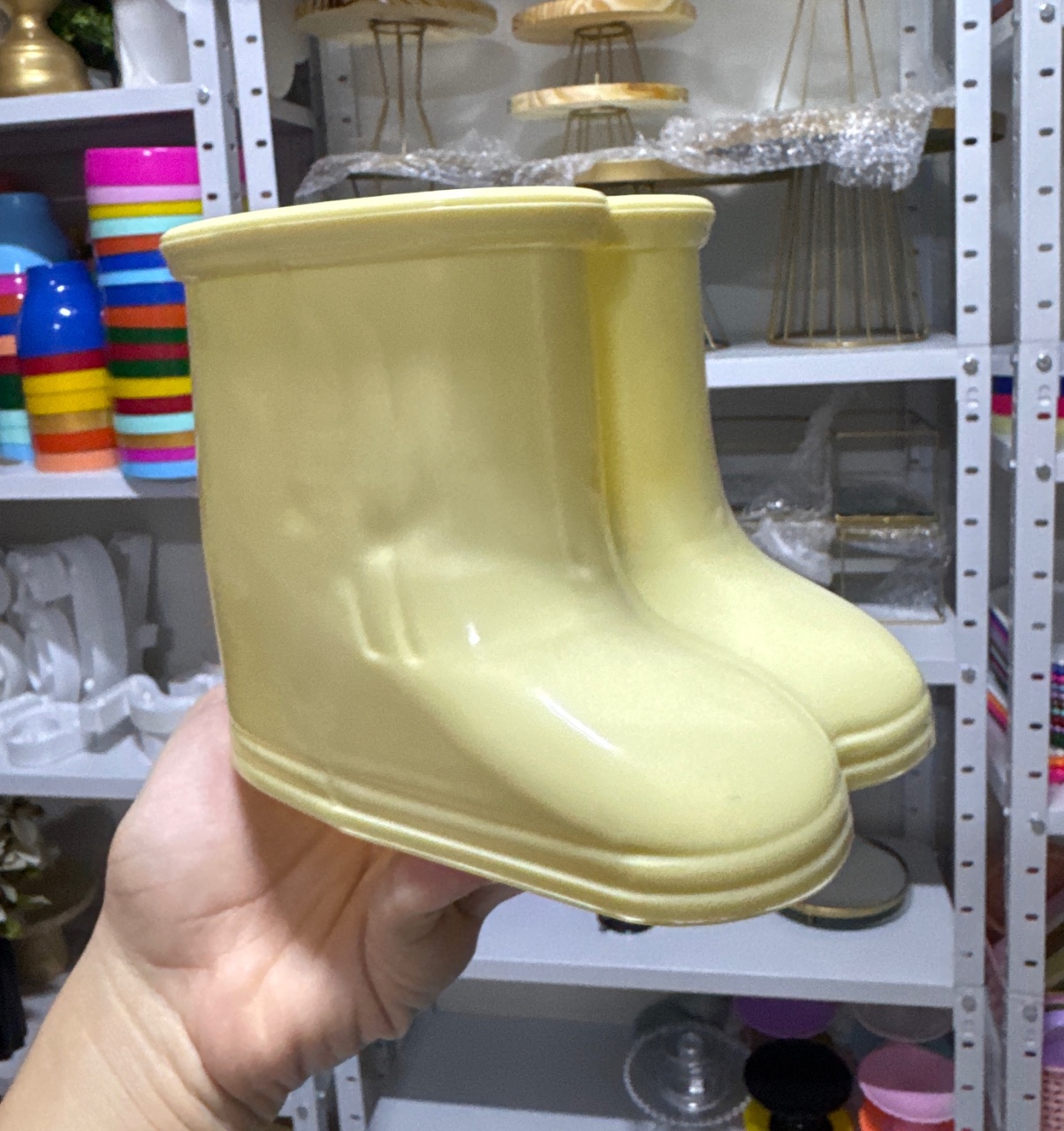 Vaso Sapato Amarelo Candy - Mini Festas
