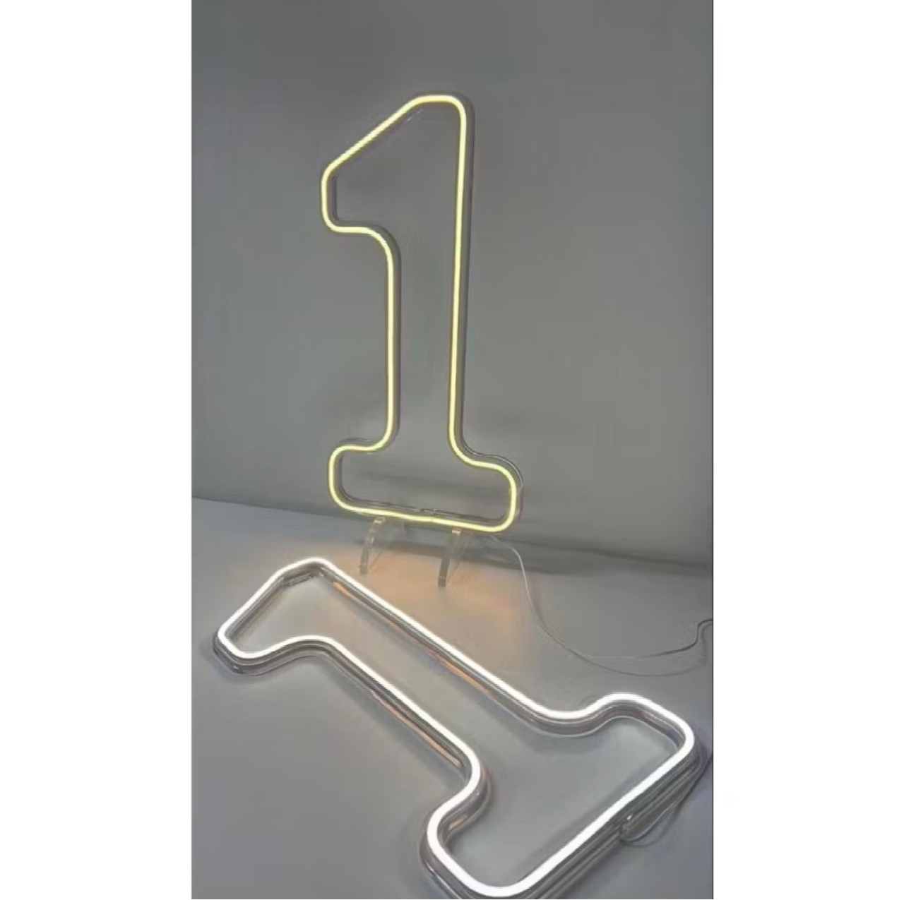 Número Led “1” - Mini Festas