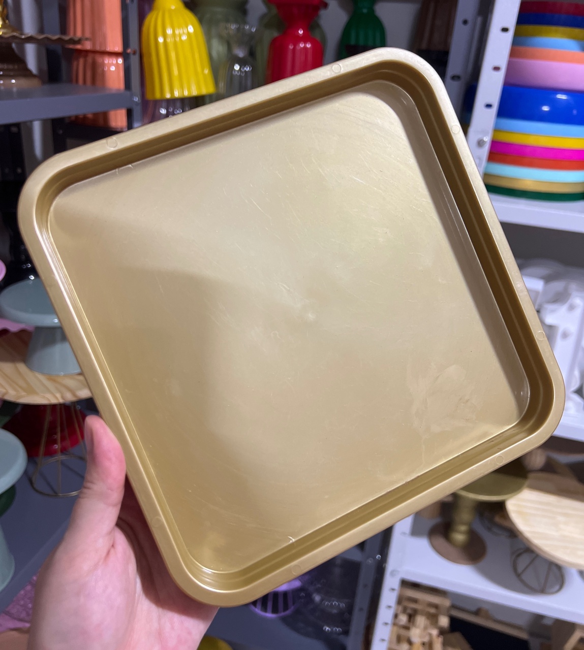 Bandeja Quadrada Dourado - Mini Festas
