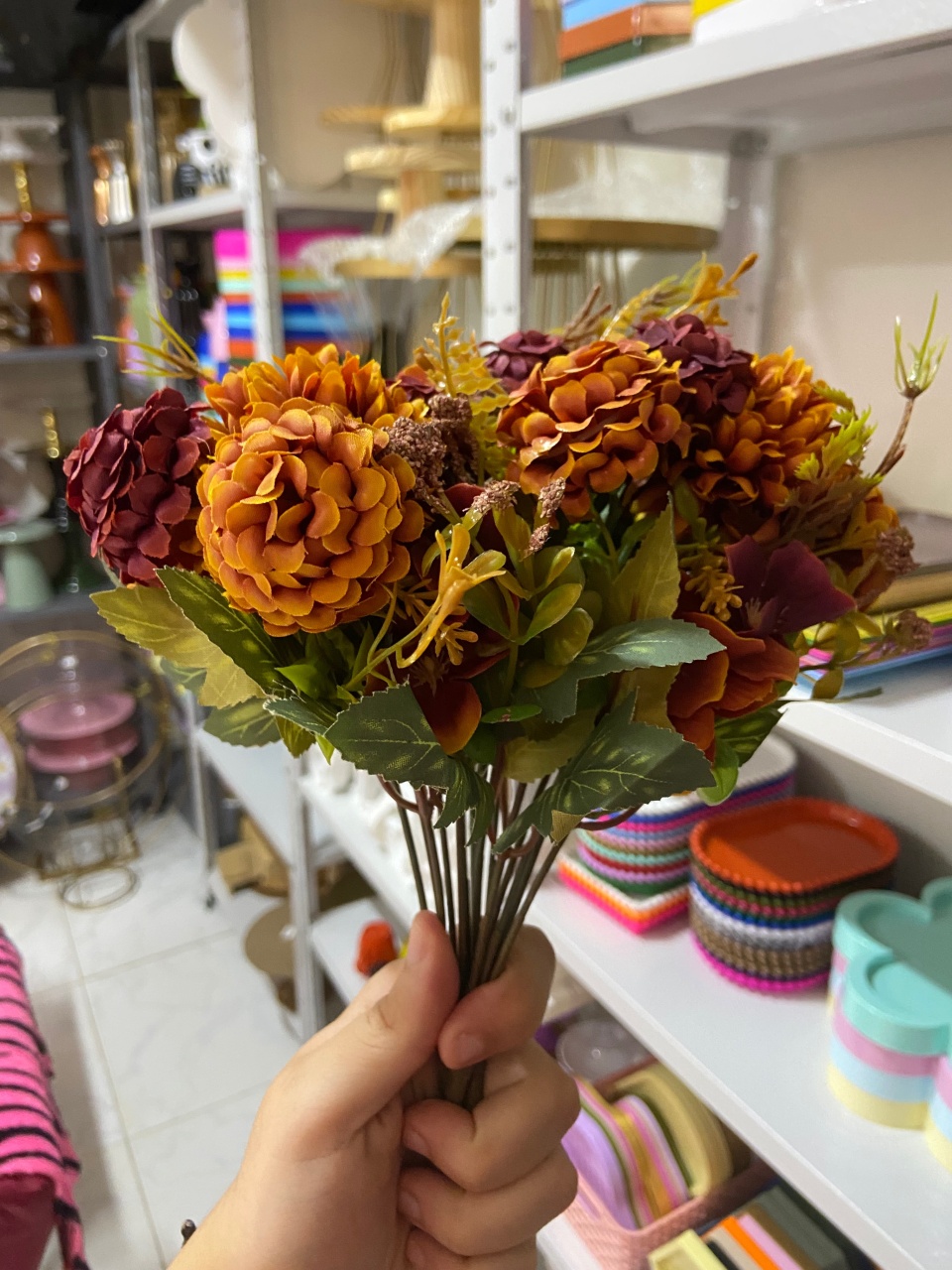 Flores Laranja Com Vinho - Mini Festas