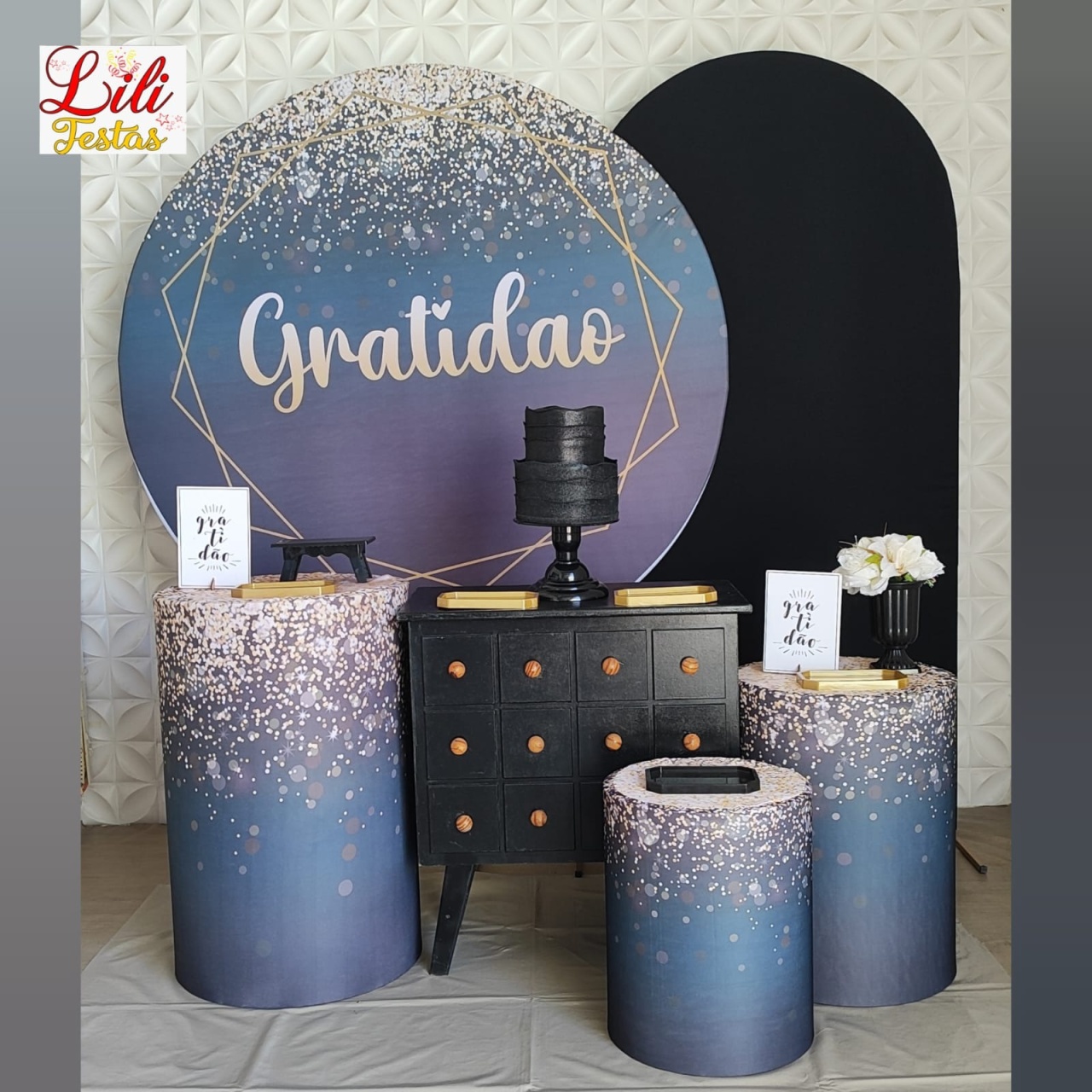 Gratidão Preto E Dourado+ Romano + Cômoda - LiliFestaspegueemonte