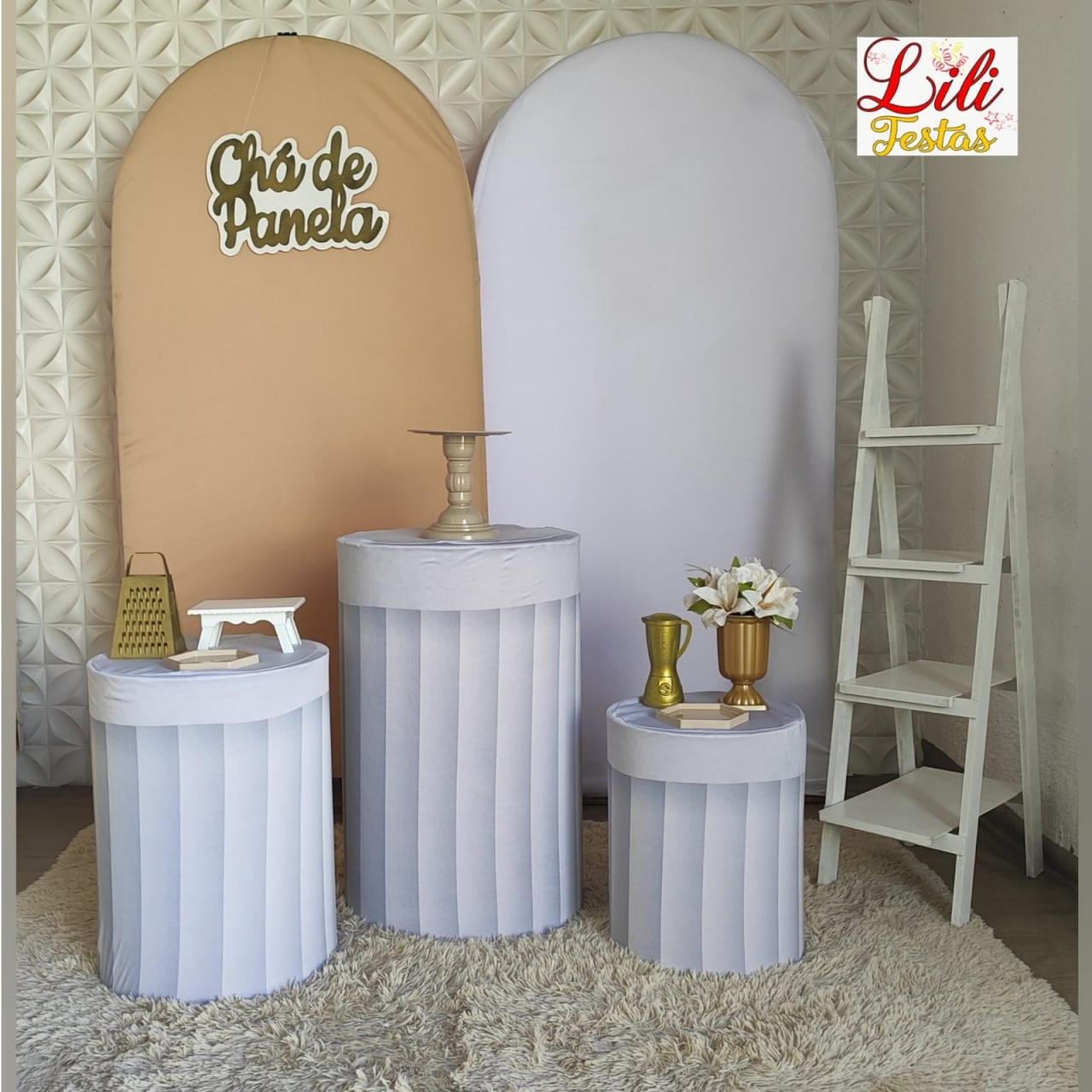 Chá de Panela Branco Cilindros Ripado + Painel Lateral + Escada - LiliFestaspegueemonte