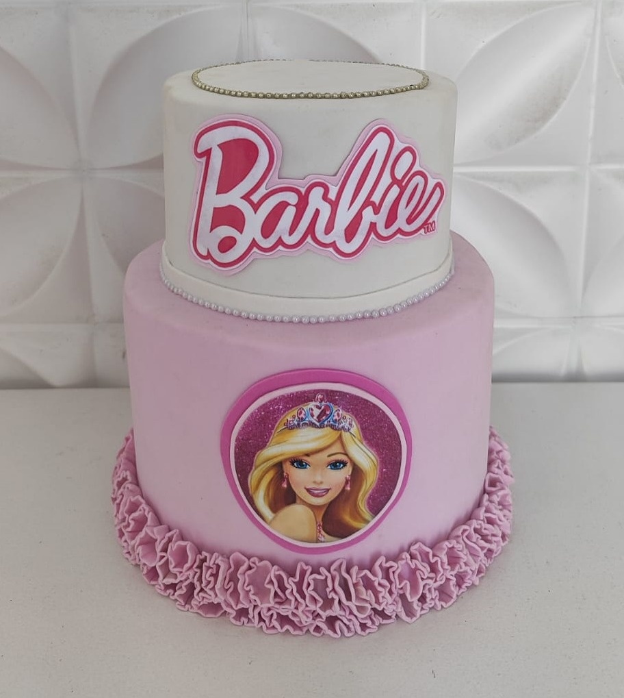 Bolo Fake Barbie  - LiliFestaspegueemonte