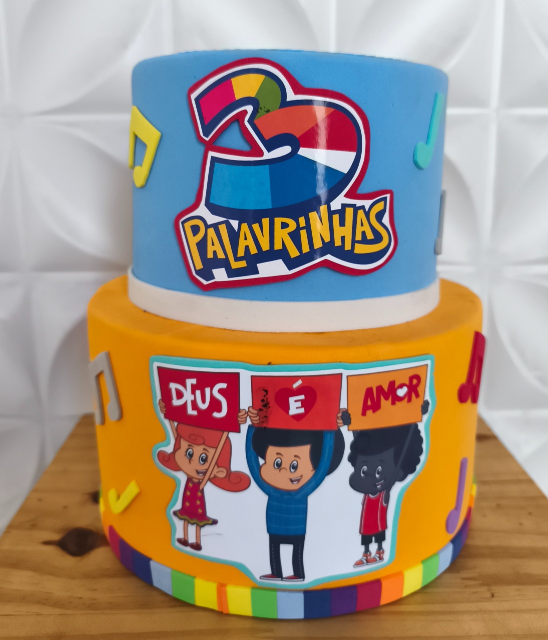 Bolo Fake - 3 Palavrinhas  - LiliFestaspegueemonte