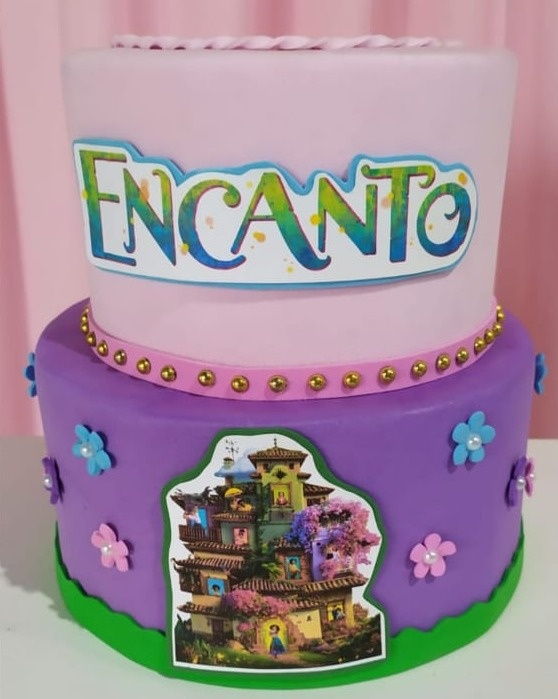 Bolo Fake Encanto  - LiliFestaspegueemonte