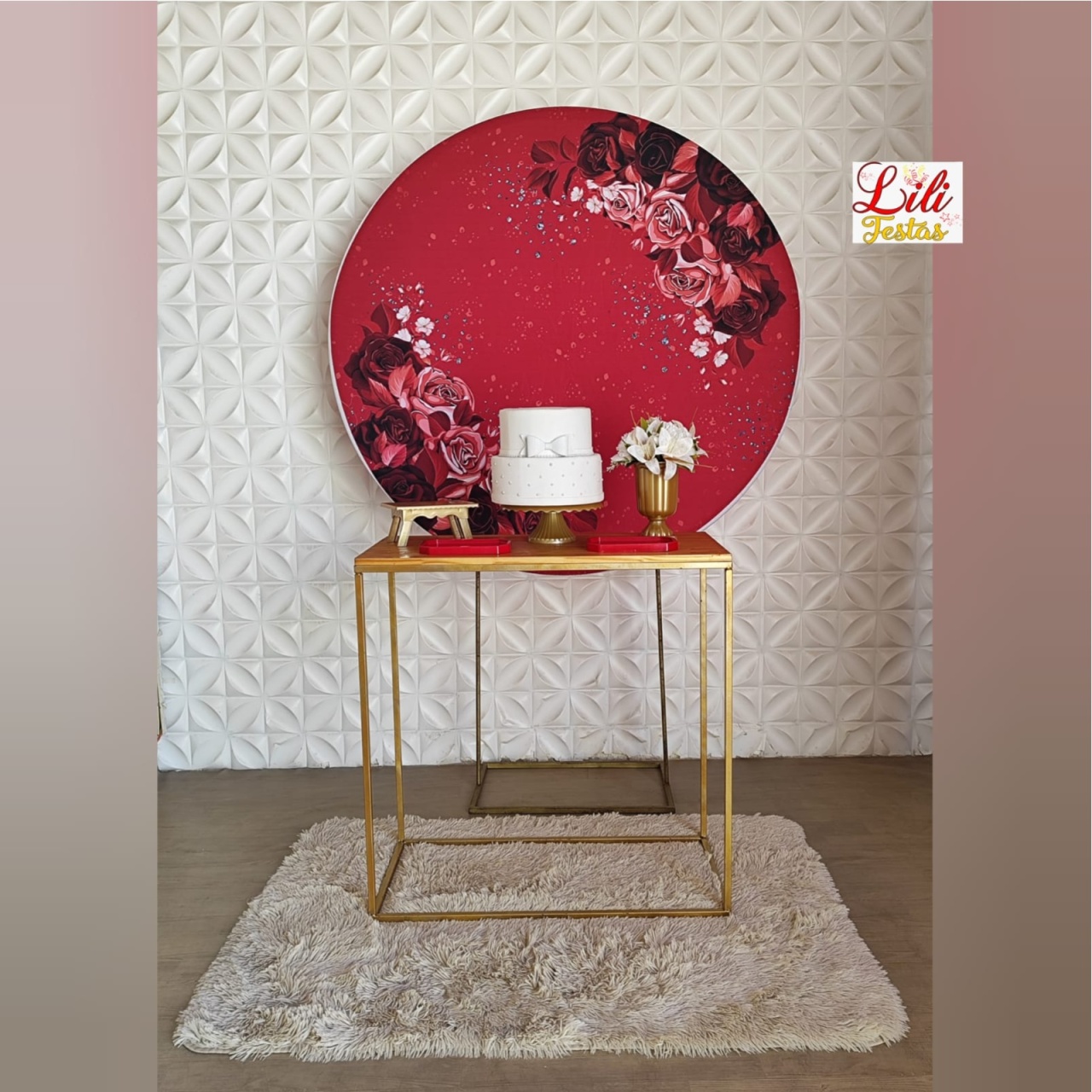 Floral Vermelho + Mesa G Cubo - LiliFestaspegueemonte