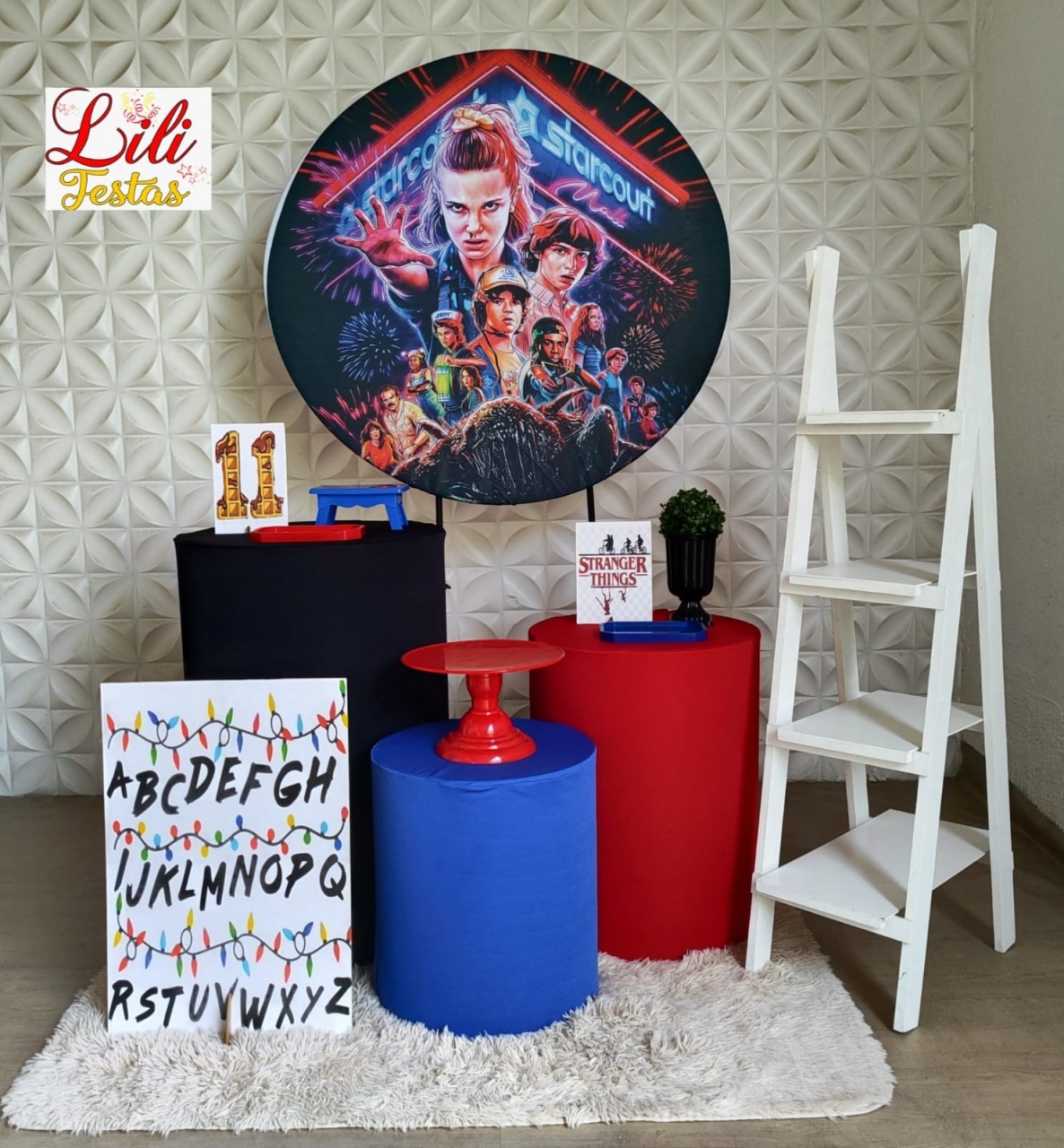 Stranger Things + Escada - LiliFestaspegueemonte