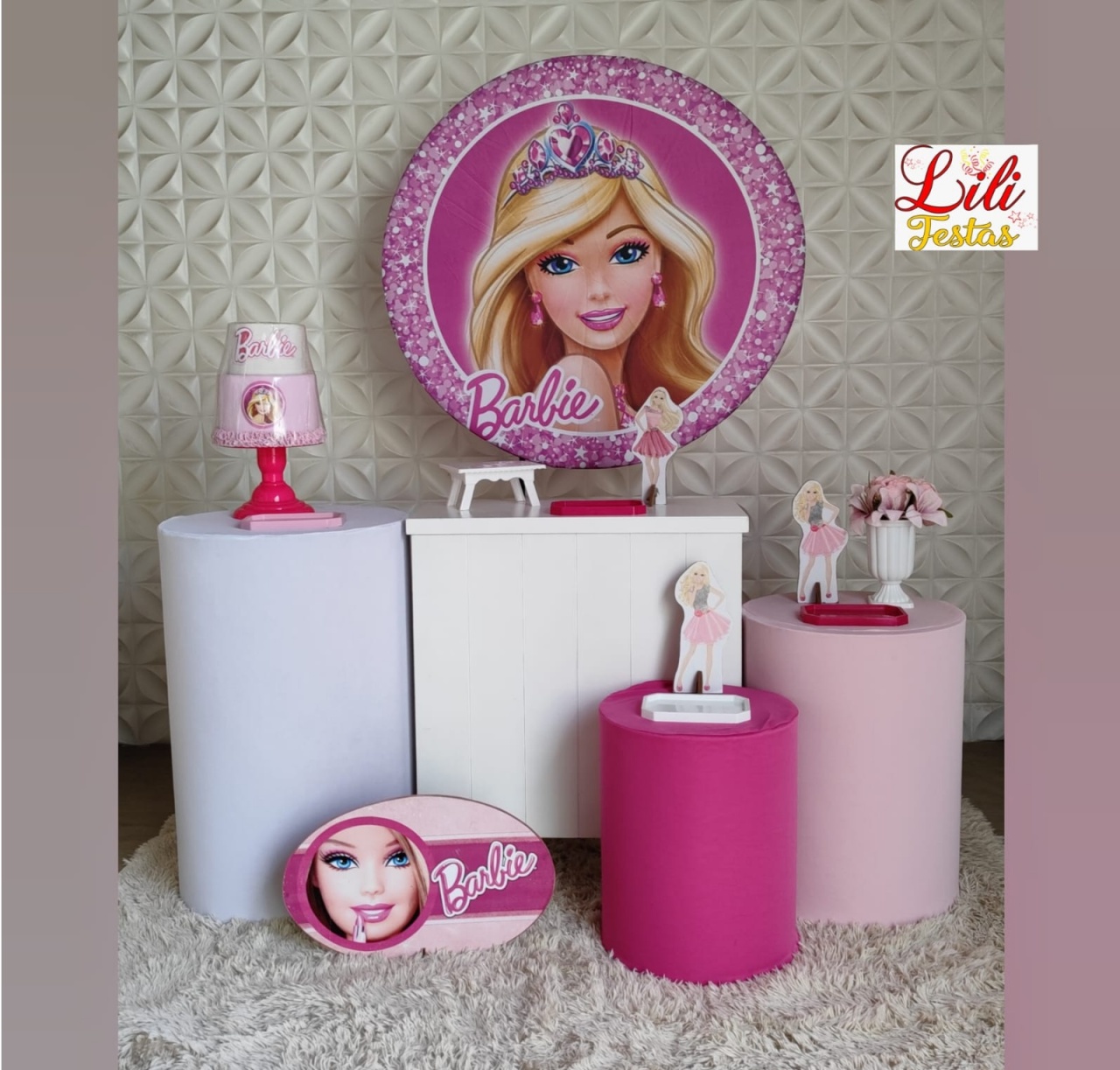 Barbie + Cômoda - LiliFestaspegueemonte