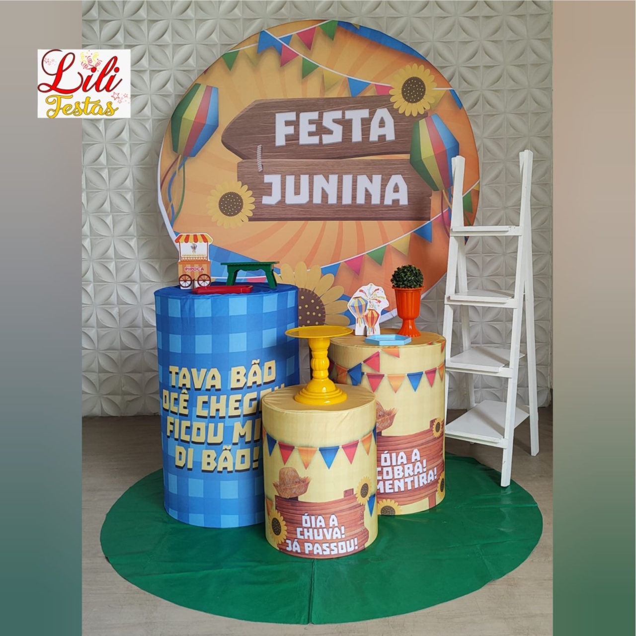Festa Junina Girassol + Escada - LiliFestaspegueemonte