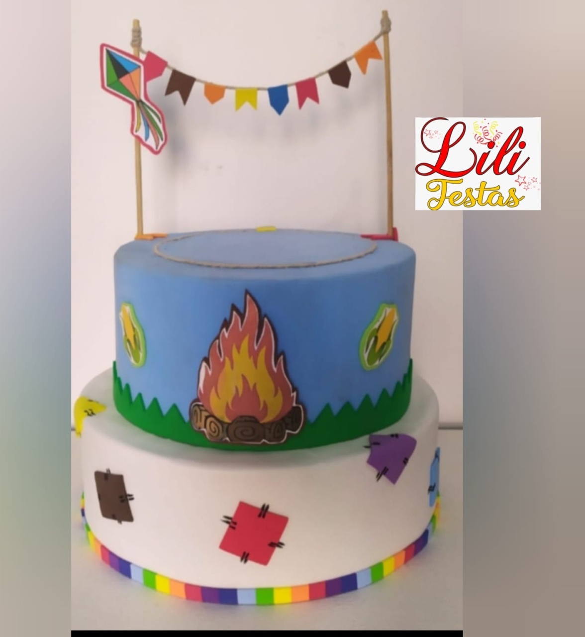 Bolo Fake Festa Junina  - LiliFestaspegueemonte
