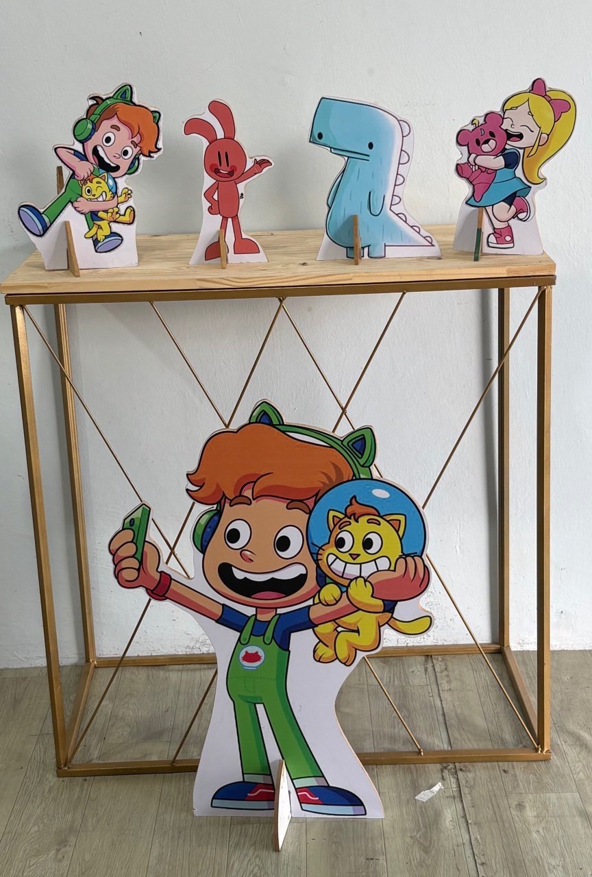 Displey Gato Galáctico  - Déh Decorações 