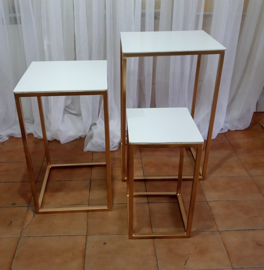 Trio Mesa Dourada - Déh Decorações 
