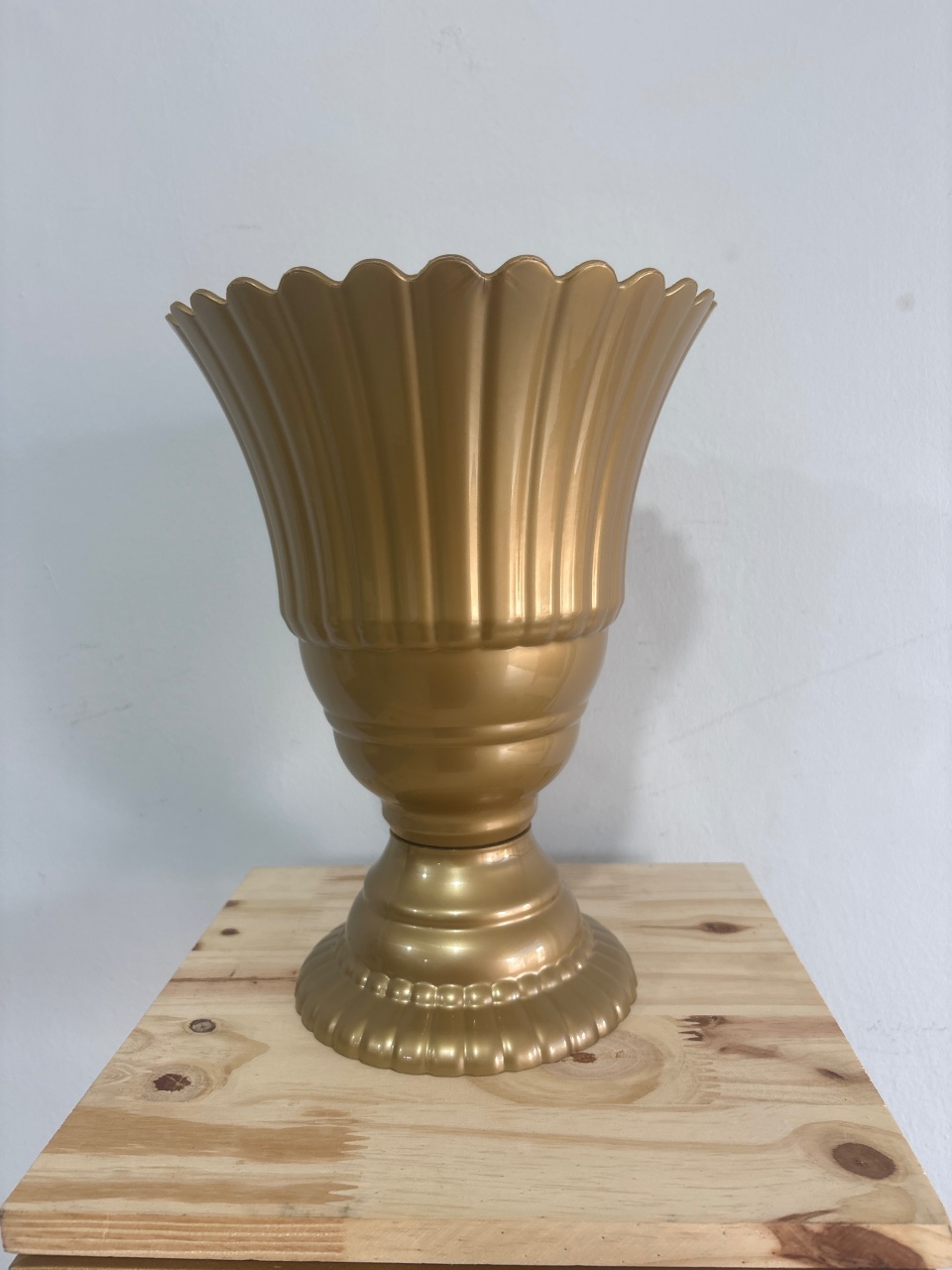 Vaso Grande Dourado - Déh Decorações 